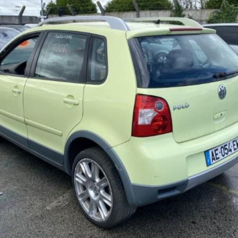 Pare choc arriere VOLKSWAGEN POLO 4 Photo n°10