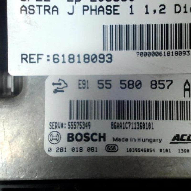 Calculateur moteur OPEL ASTRA J Photo n°2