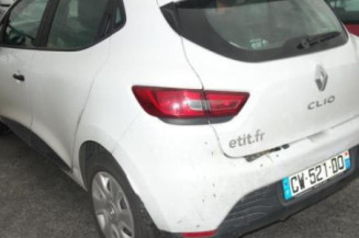 Calculateur moteur RENAULT CLIO 4