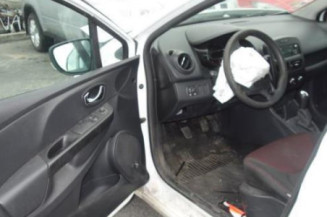 Calculateur moteur RENAULT CLIO 4