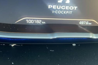 Calculateur moteur PEUGEOT 3008 2