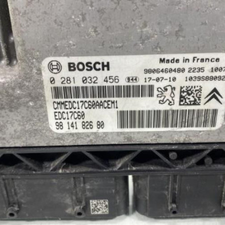 Calculateur moteur PEUGEOT 208 1