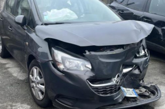 Calculateur moteur OPEL CORSA E