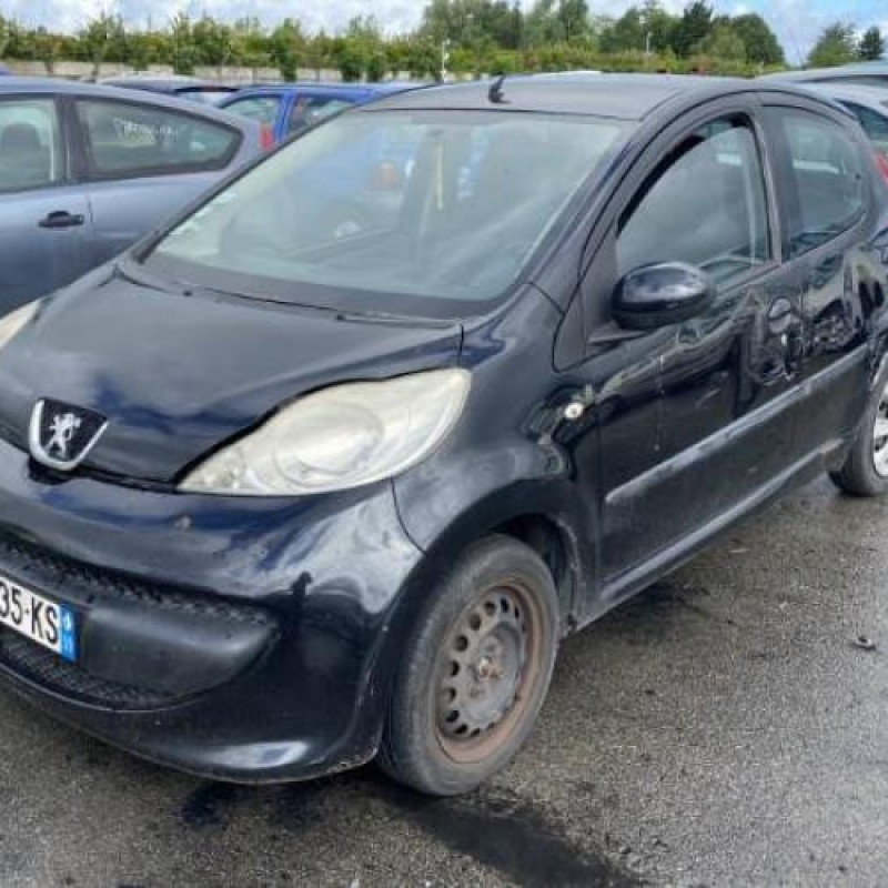 Calculateur moteur PEUGEOT 107 Photo n°5