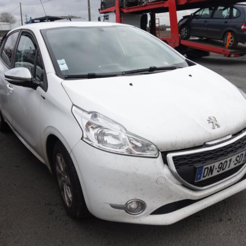 Calculateur moteur PEUGEOT 208 1 Photo n°5