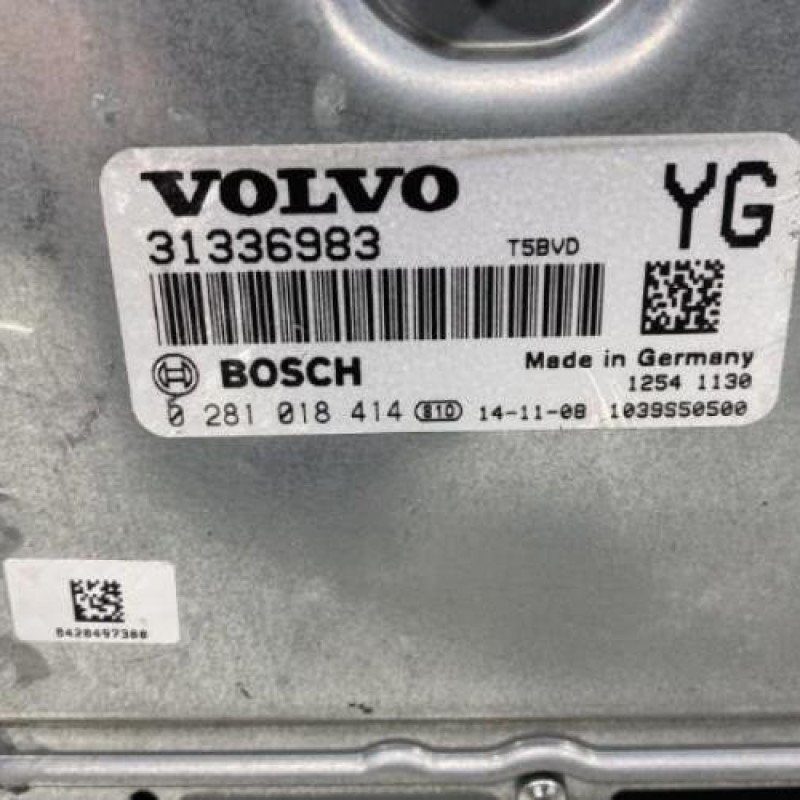 Calculateur moteur VOLVO XC 60 1 Photo n°2