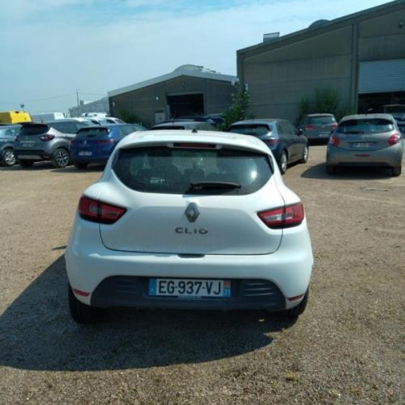 Calculateur moteur RENAULT CLIO 4 Photo n°8