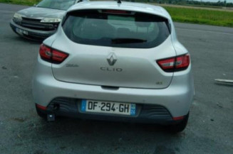 Calculateur moteur RENAULT CLIO 4