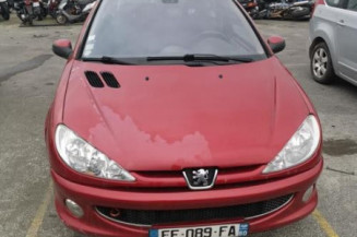 Calculateur moteur PEUGEOT 206