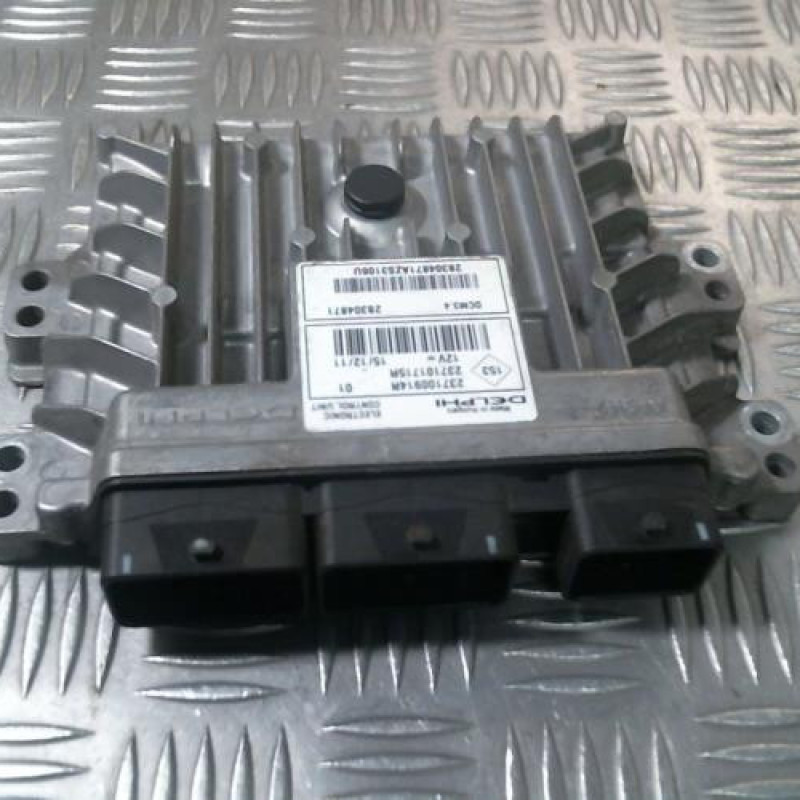 Calculateur moteur RENAULT MEGANE 3 Photo n°1