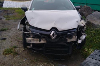 Calculateur moteur RENAULT CLIO 4