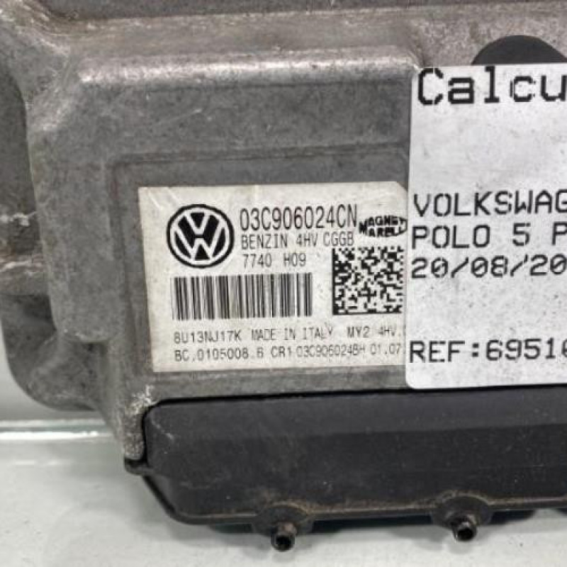 Calculateur moteur VOLKSWAGEN POLO 5 Photo n°2