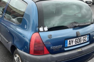 Calculateur moteur RENAULT CLIO 2