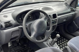 Calculateur moteur RENAULT CLIO 2