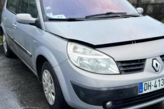 Calculateur moteur RENAULT SCENIC 2