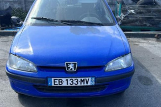 Calculateur moteur PEUGEOT 106