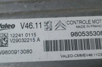 Calculateur moteur PEUGEOT 208 1