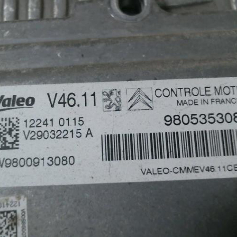 Calculateur moteur PEUGEOT 208 1 Photo n°2