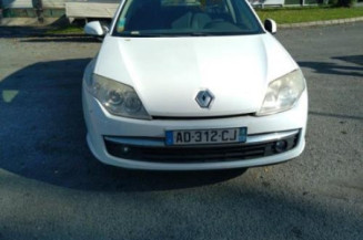 Calculateur moteur RENAULT LAGUNA 3