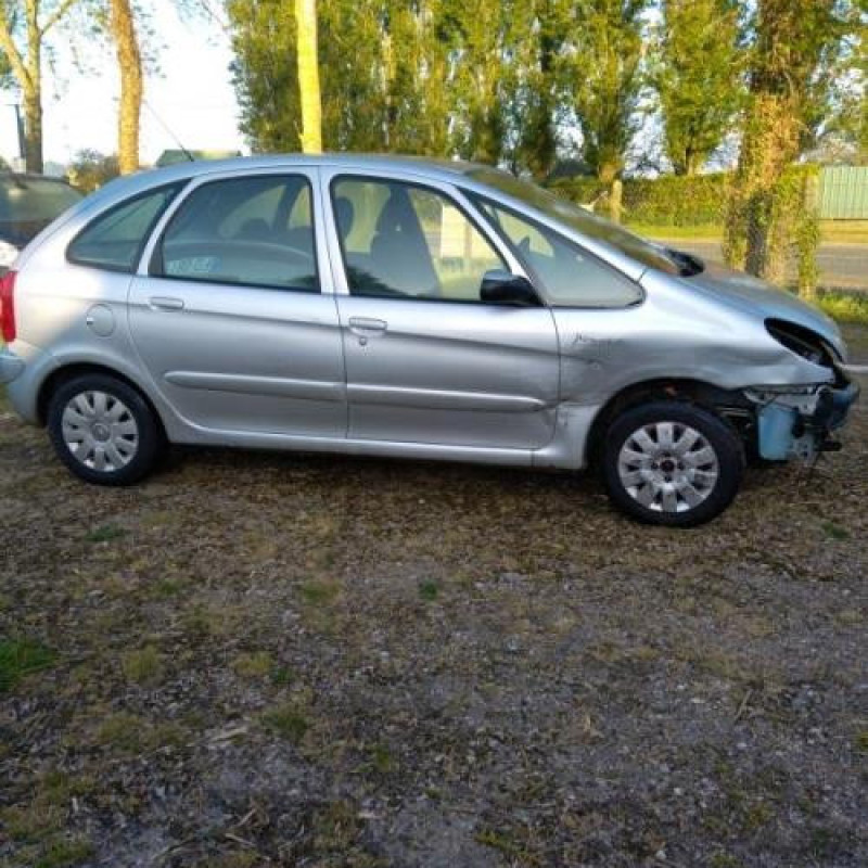 Calculateur moteur CITROEN XSARA PICASSO Photo n°5