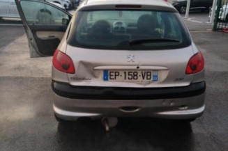 Calculateur moteur PEUGEOT 206