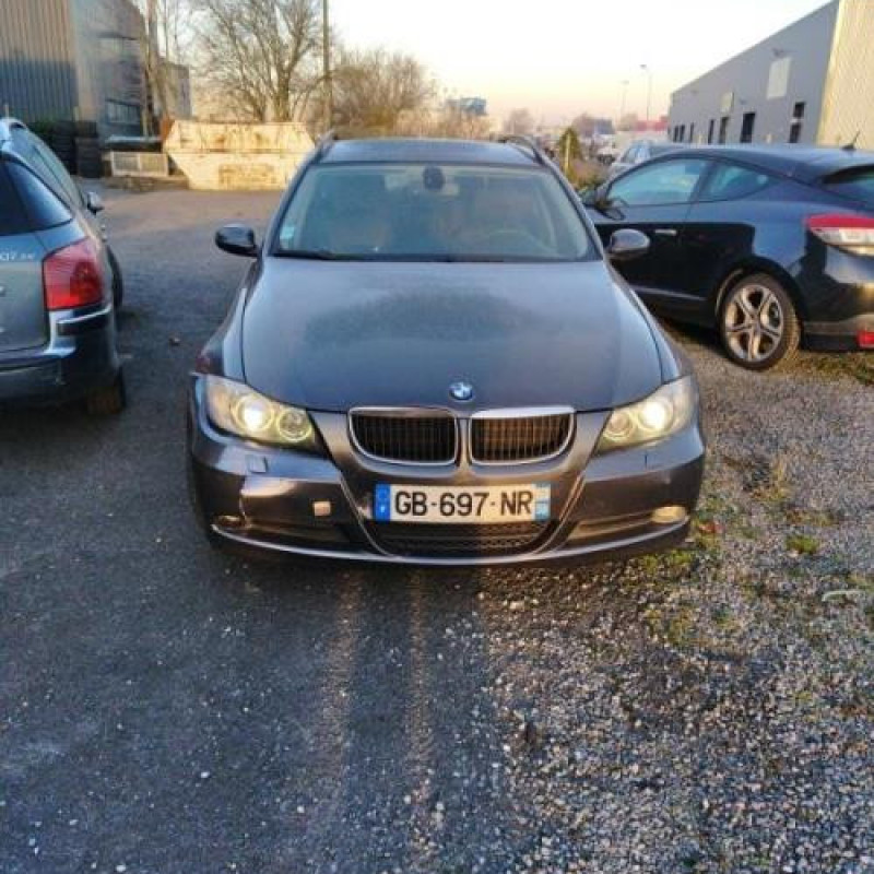 Calculateur moteur BMW SERIE 3 E91 Photo n°4