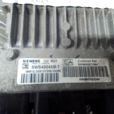 Calculateur moteur PEUGEOT 307