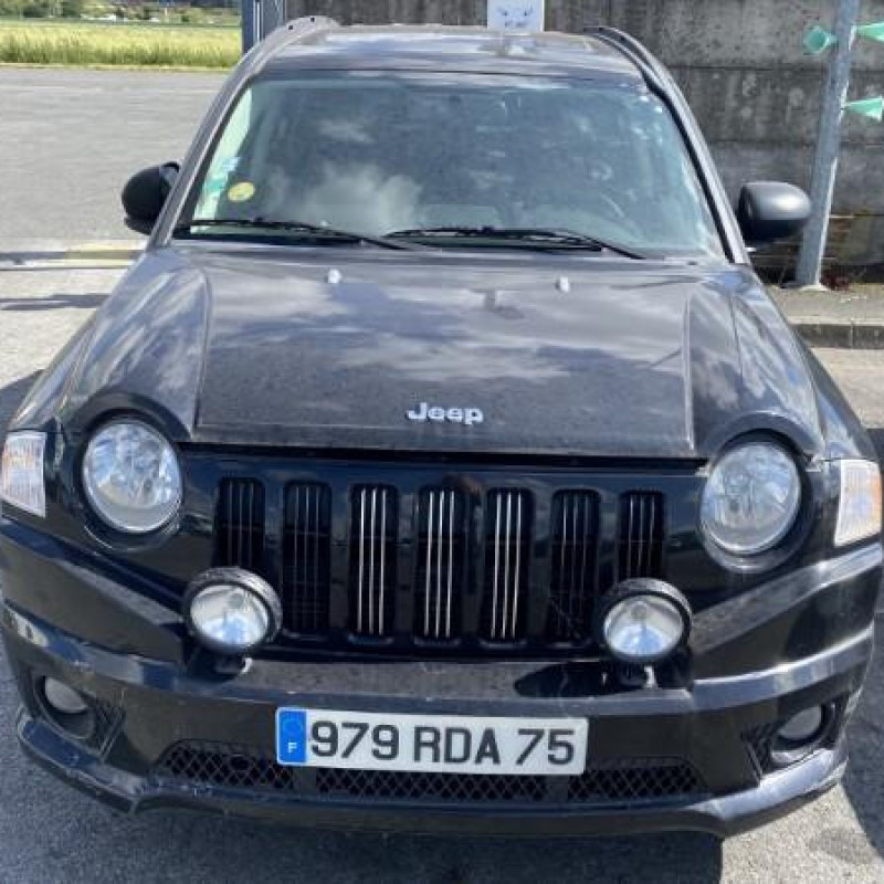 JEEP COMPASS 1 PHASE 1 2.0 CRD - 16V TURBO 4X4 Photo n°8