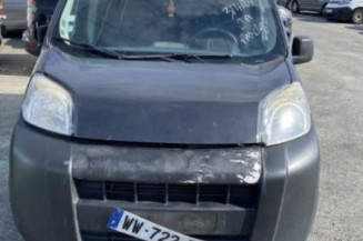 Pare choc arriere PEUGEOT BIPPER