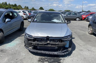 VOLKSWAGEN GOLF 8 1.5 TSI BLUE MOTION - 16V TURBO HYBRID