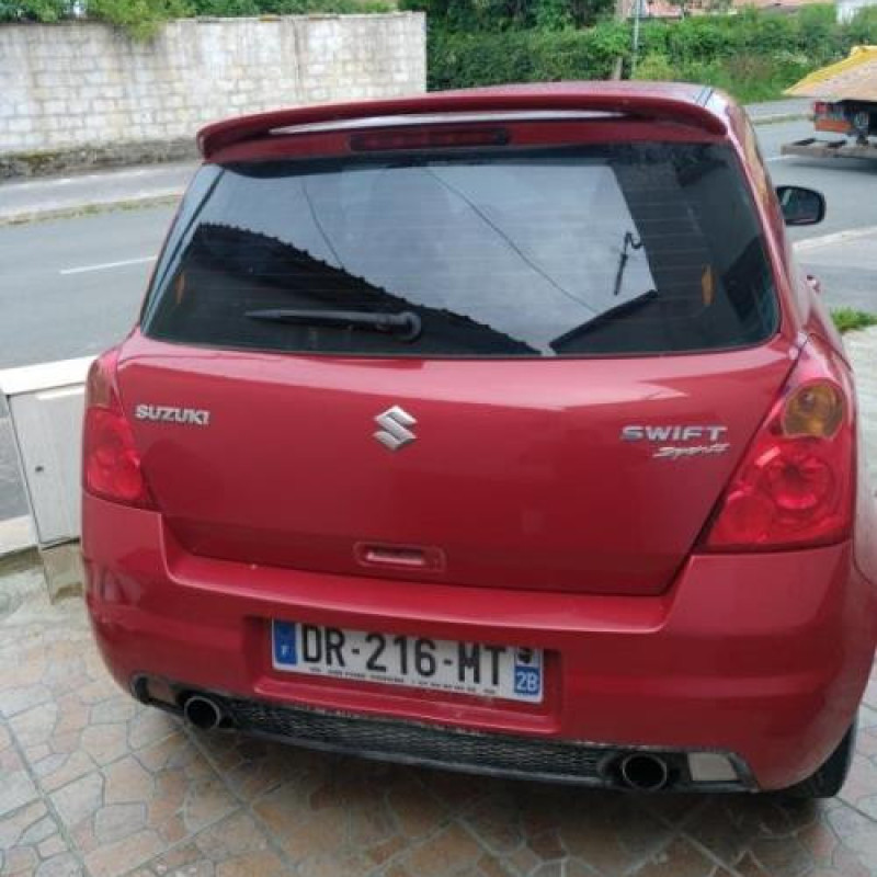 Poignee interieur avant droit SUZUKI SWIFT 3 Photo n°7