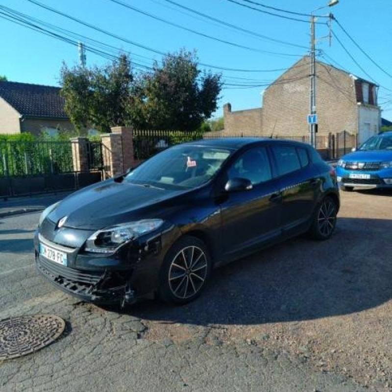 Poignee porte avant gauche RENAULT MEGANE 3 Photo n°7