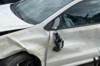 Poignee porte avant gauche VOLKSWAGEN POLO 5