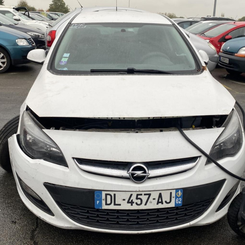 OPEL ASTRA J PHASE 2 1.4i - 16V Photo n°8