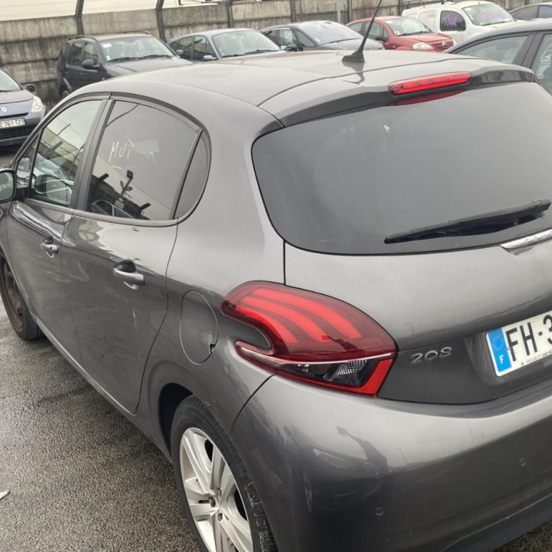 PEUGEOT 208 1 PHASE 2 1.2 VTI - 12V Photo n°15