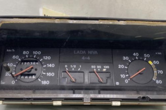 Compteur LADA NIVA Photo n°1