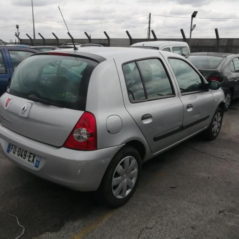 Calculateur moteur RENAULT CLIO 2 CAMPUS Photo n°8