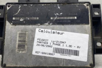 Calculateur moteur PEUGEOT PARTNER 1 Photo n°1