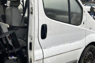 Calculateur moteur RENAULT TRAFIC 2