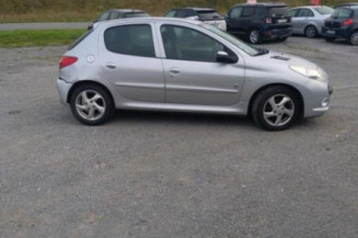 Calculateur moteur PEUGEOT 206+