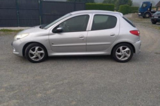 Calculateur moteur PEUGEOT 206+