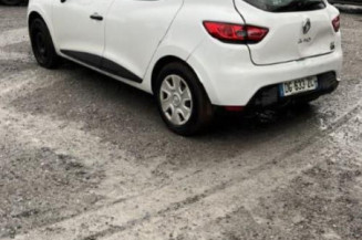 Calculateur moteur RENAULT CLIO 4