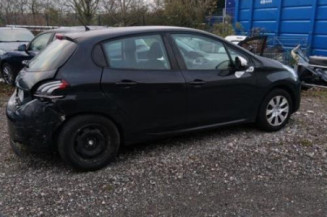 Antenne PEUGEOT 208 1