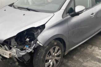 Ecran GPS PEUGEOT 208 1