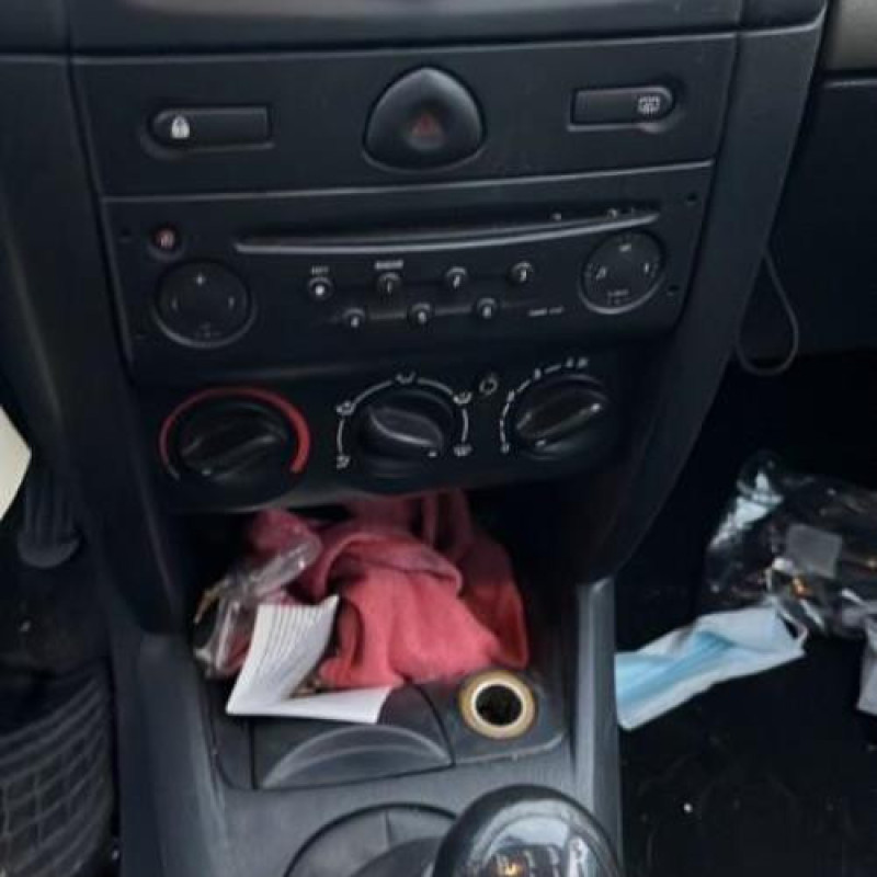 Poignee interieur avant droit RENAULT CLIO 2 Photo n°11