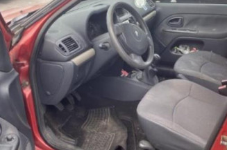 Poignee interieur avant droit RENAULT CLIO 2