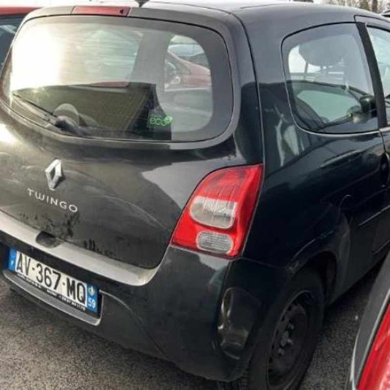 Calculateur moteur RENAULT TWINGO 2 Photo n°11