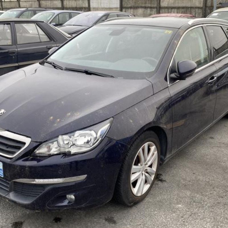 Custode arriere droit PEUGEOT 308 2 SW Photo n°6