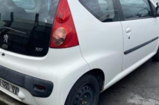 Poignee porte avant gauche PEUGEOT 107