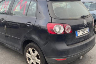 Pare boue arriere droit VOLKSWAGEN GOLF PLUS